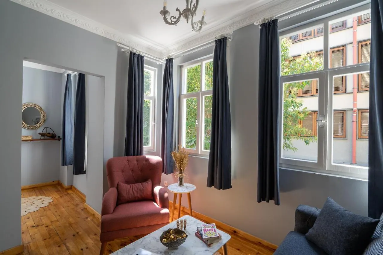 9 Galata Apartment Istanbul