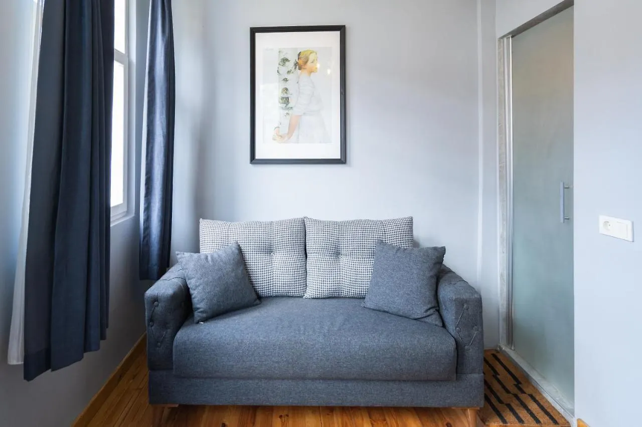 9 Galata Apartment Istanbul Turkey
